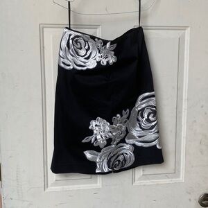 Georgous black and white embroidered design skirt set strapless